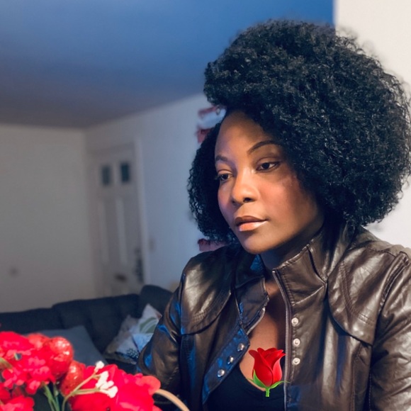 Meet your Posher, Gerline - Picture 1 of 1